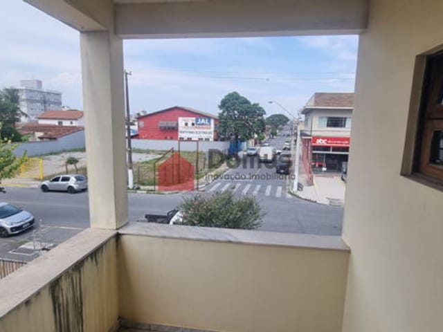 Casa à venda, no bairro Jardim Rosely em Pindamonhangaba