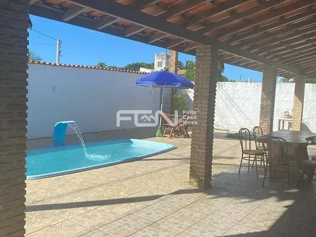 Casa 3 quartos e 3 banheiros, para alugar, no bairro Arembepe (Abrantes) em Camaçari