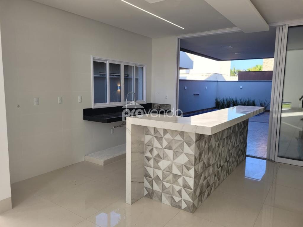 Casa, 4 quartos, 197 m² - Foto 3