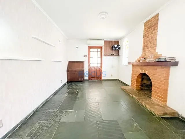 Casa com 269m² 3 quartos e 3 banheiros, à venda ou para alugar, no bairro Vila Municipal em Jundiaí