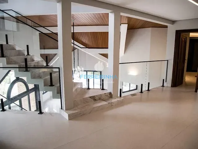Casa 7 quartos e 8 banheiros, à venda ou para alugar, no bairro Jardim das Colinas em São José dos Campos