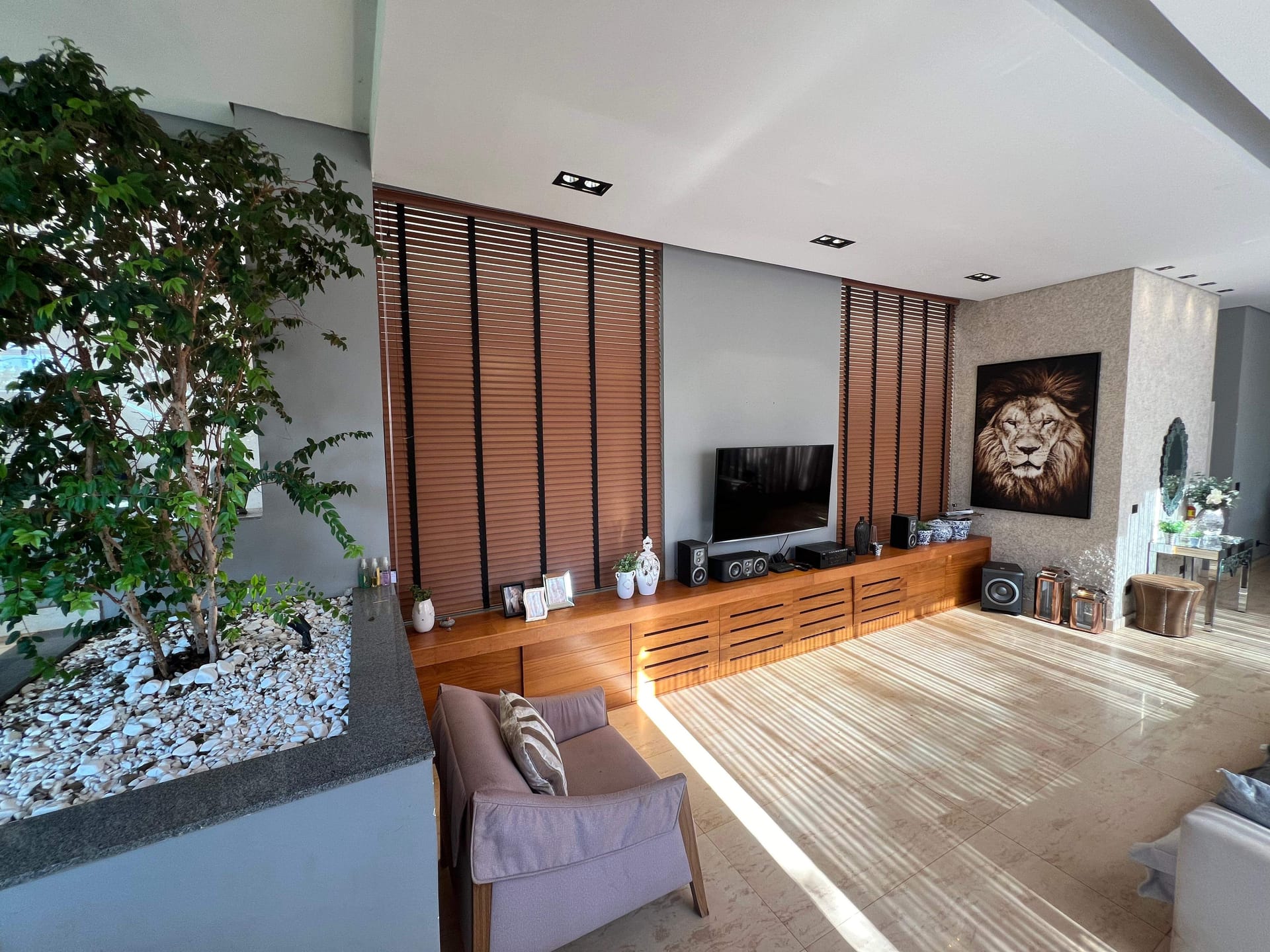 Casa, 3 quartos, 229 m² - Foto 2