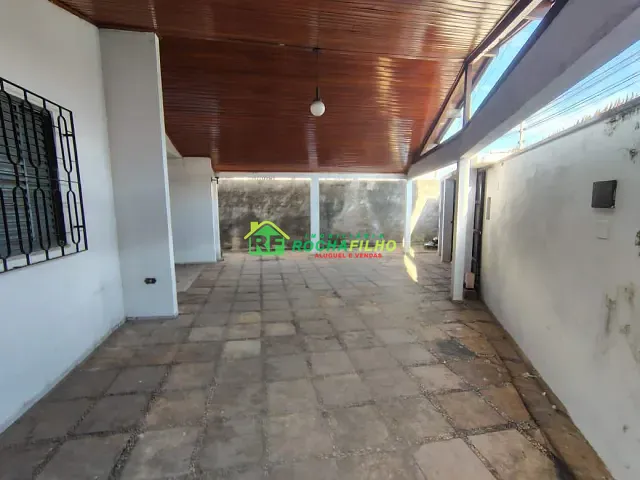 Casa com 390m², para alugar, no bairro Horto em Teresina