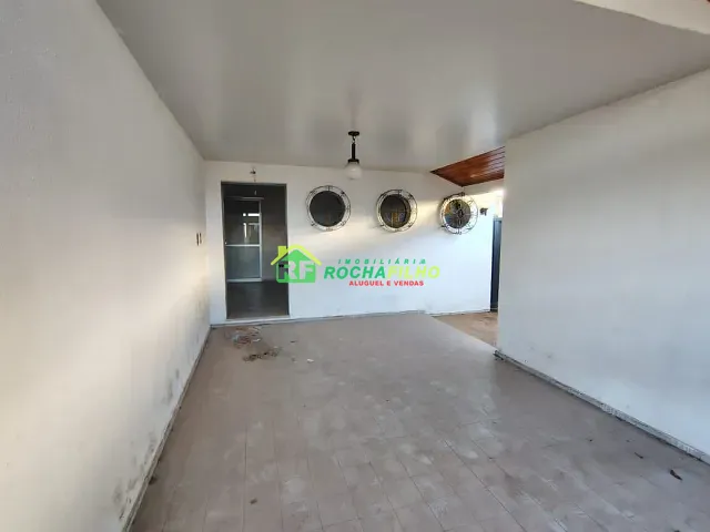 Casa com 390m², para alugar, no bairro Horto em Teresina
