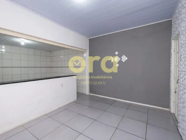 Casa com 180m² 2 quartos e 2 banheiros, à venda, no bairro Fragata em Pelotas