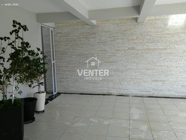 Casa com 330m² 3 quartos e 6 banheiros, à venda, no bairro Condomínio Village Taubaté em Taubaté