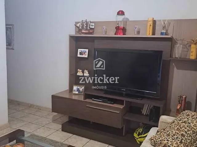 Casa com 165m² 3 quartos e 2 banheiros, à venda, no bairro Tangarás em Bauru