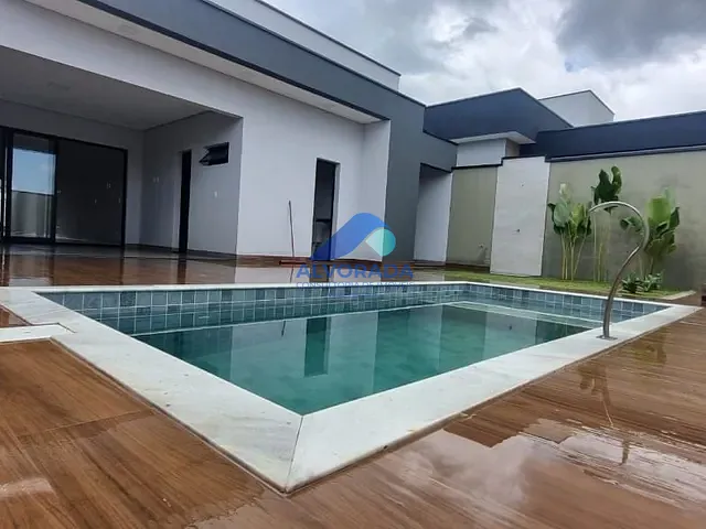 Casa com 349m² 3 quartos e 3 banheiros, à venda, no bairro Condomínio Residencial Mantiqueira em São José dos Campos