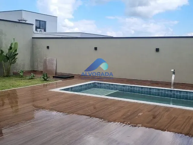 Casa com 349m² 3 quartos e 3 banheiros, à venda, no bairro Condomínio Residencial Mantiqueira em São José dos Campos