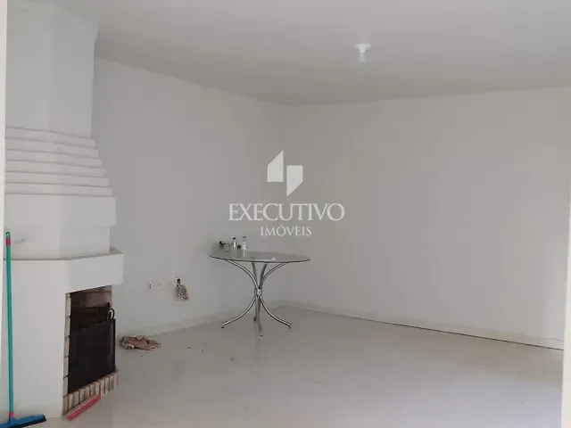 Casa 3 quartos e 3 banheiros, para alugar, no bairro Centro em Arroio do Meio