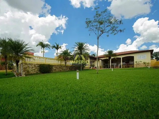 Casa com 1000m² 3 quartos e 4 banheiros, à venda, no bairro Condomínio Fechado Village Haras São Luiz em Salto