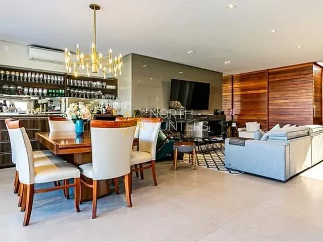 Casa com 465m² 5 quartos e 4 banheiros, à venda, no bairro Jurerê Internacional em Florianópolis