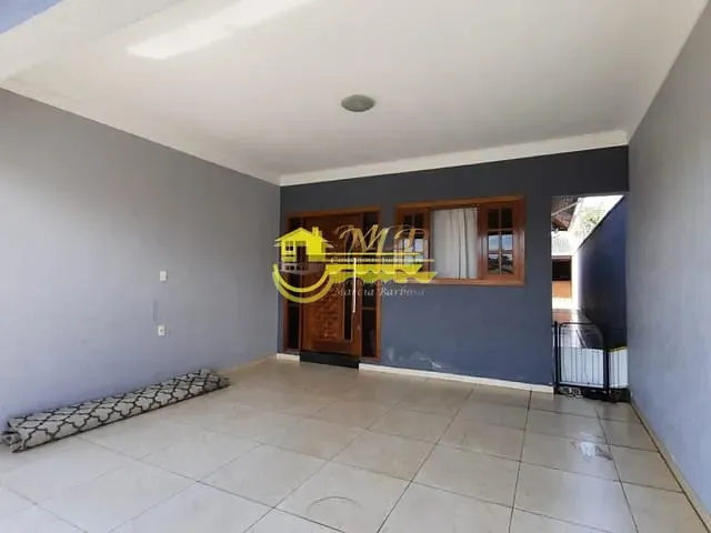 Casa com 300m² 3 quartos e 2 banheiros, à venda, no bairro Jardim Melina I em Campinas