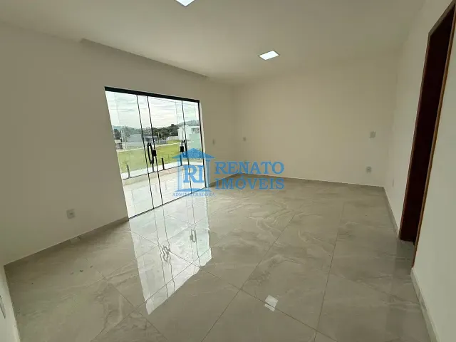 Casa 2 quartos e 3 banheiros, à venda ou para alugar, no bairro UBATIBA em Maricá