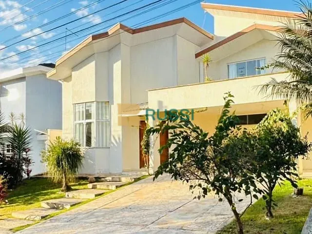 Casa com 350m² 3 quartos e 3 banheiros, à venda, no bairro Villa Branca em Jacareí