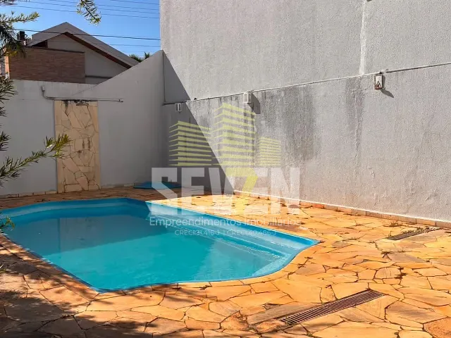 Casa com 450m² 2 quartos e 2 banheiros, à venda ou para alugar, no bairro Residencial Lago Sul em Bauru