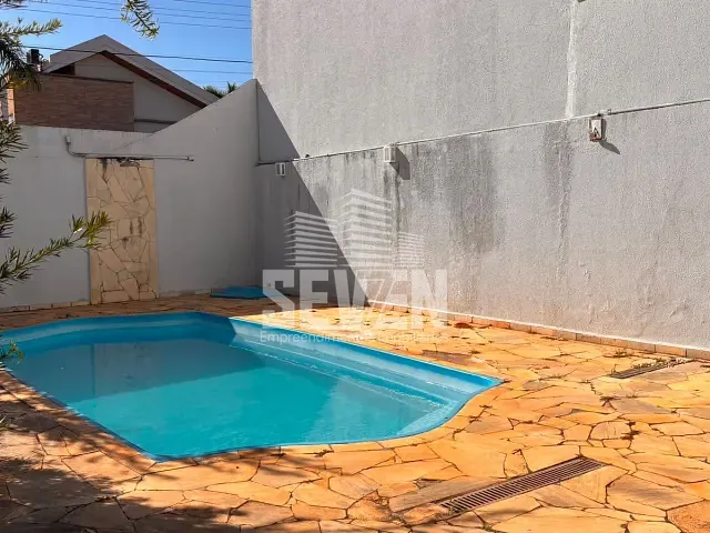 Casa com 450m² 2 quartos e 2 banheiros, à venda, no bairro Residencial Lago Sul em Bauru