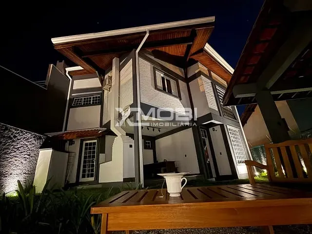Casa 3 quartos e 4 banheiros, à venda, no bairro Jardim Paulista II em Jundiaí