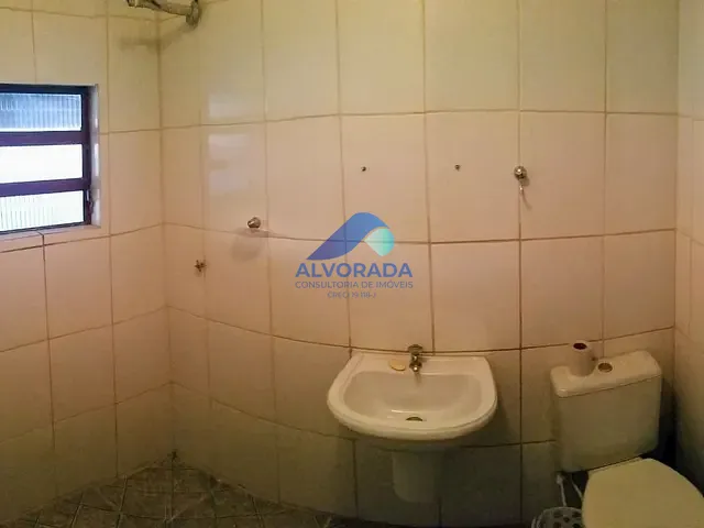 Casa com 300m² 2 quartos e 1 banheiro, à venda, no bairro Vila Guarani em São José dos Campos
