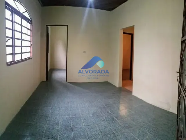 Casa com 300m² 2 quartos e 1 banheiro, à venda, no bairro Vila Guarani em São José dos Campos