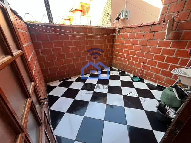 Casa com 41m² 1 quarto e 1 banheiro, à venda, no bairro Martim de Sá em Caraguatatuba