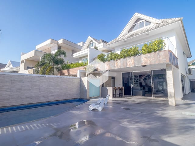 Casa com 268m² 5 quartos e 5 banheiros, à venda, no bairro Recreio dos Bandeirantes em Rio de Janeiro