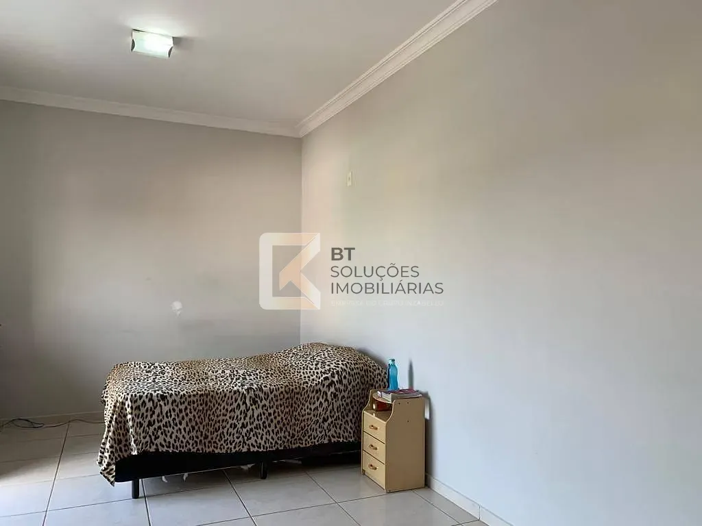 Casa, 3 quartos, 220 m² - Foto 22