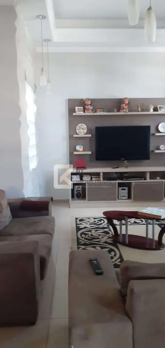 Casa, 3 quartos, 220 m² - Foto 3