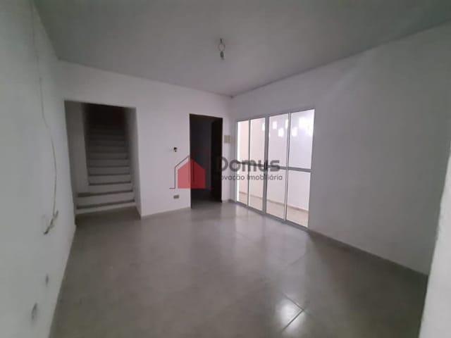 Casa à venda, no bairro Vila São Benedito em Pindamonhangaba
