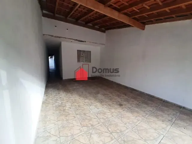 Casa à venda, no bairro Vila São Benedito em Pindamonhangaba