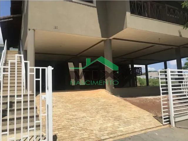 Casa com 1287m² 4 quartos e 1 banheiro, à venda, no bairro Nova Gardênia em Atibaia