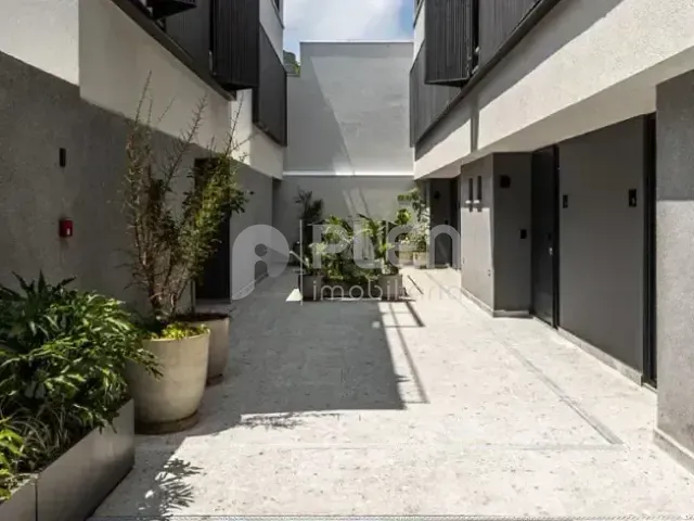 Casa 2 quartos e 3 banheiros, à venda, no bairro Brooklin Paulista em São Paulo