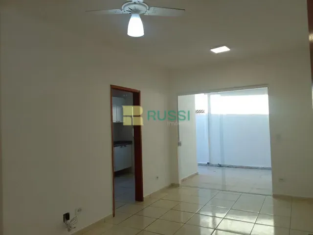 Casa com 66m² 2 quartos e 1 banheiro, à venda, no bairro Vila Paraíso em Caçapava