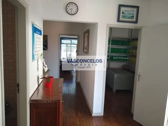 Casa com 529m² 3 quartos e 2 banheiros, à venda, no bairro Jardim Nova América em São José dos Campos