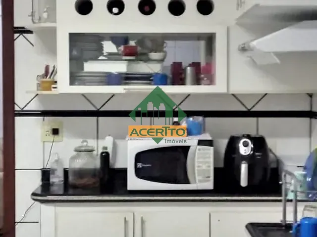 Casa com 250m² 3 quartos e 2 banheiros, à venda, no bairro Conjunto Habitacional José Saran em Araçatuba