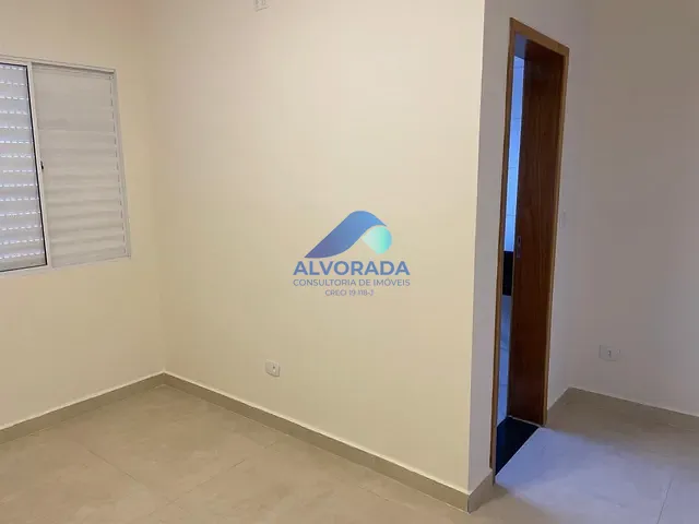 Casa 2 quartos e 1 banheiro, à venda, no bairro Jardim Nova República em São José dos Campos
