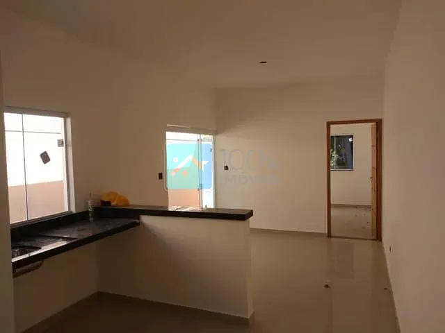 Casa com 125m² 2 quartos e 3 banheiros, à venda, no bairro Jardim Satélite em São José dos Campos