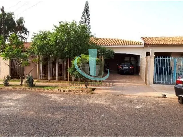 Casa com 422m² 3 quartos e 3 banheiros, à venda, no bairro VILA SEDENHO em ARARAQUARA