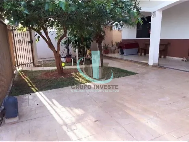 Casa com 422m² 3 quartos e 3 banheiros, à venda, no bairro VILA SEDENHO em ARARAQUARA
