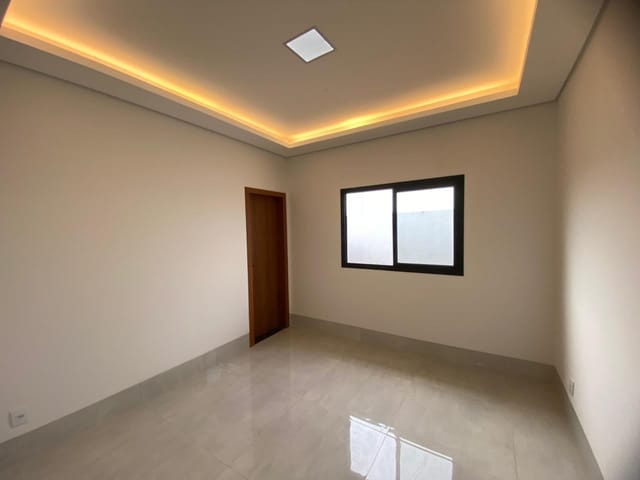 Casa com 225m² 3 quartos e 1 banheiro, à venda, no bairro Parque Amazonas em Sinop