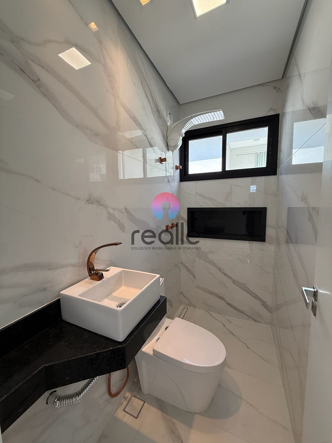 Casa, 4 quartos, 266 m² - Foto 29