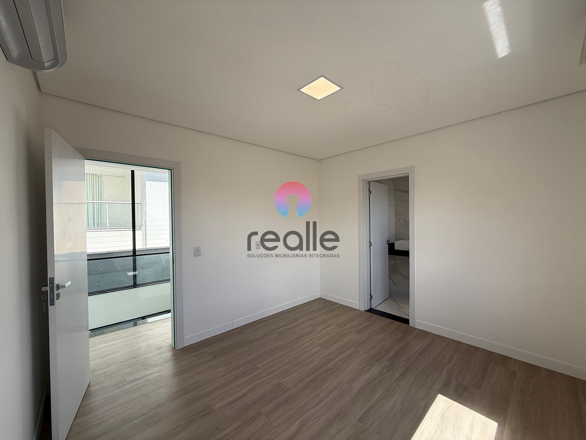 Casa, 4 quartos, 266 m² - Foto 24