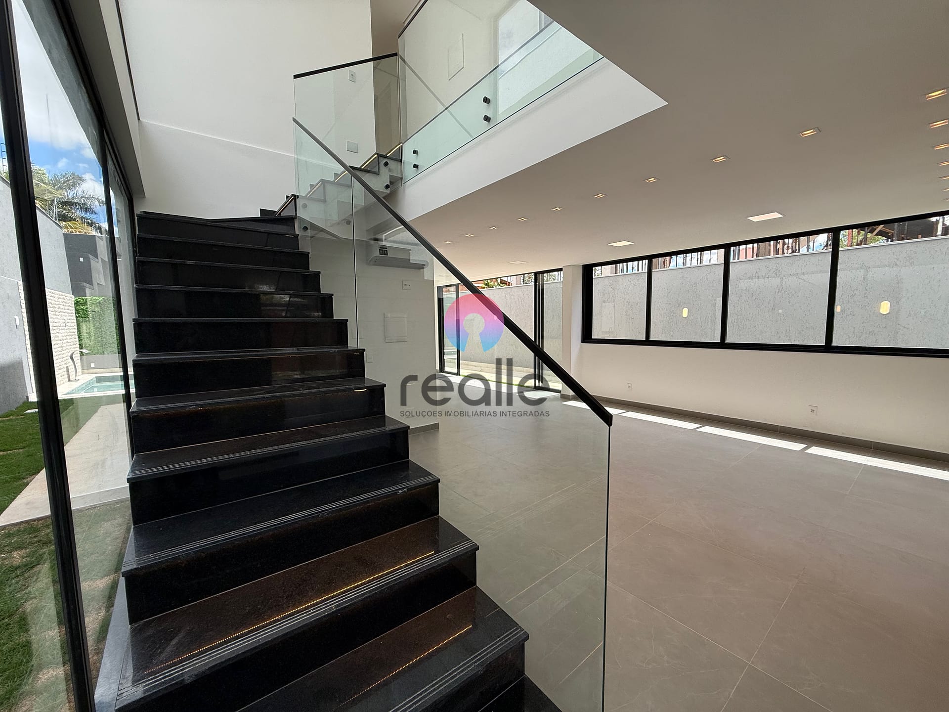 Casa, 4 quartos, 266 m² - Foto 11