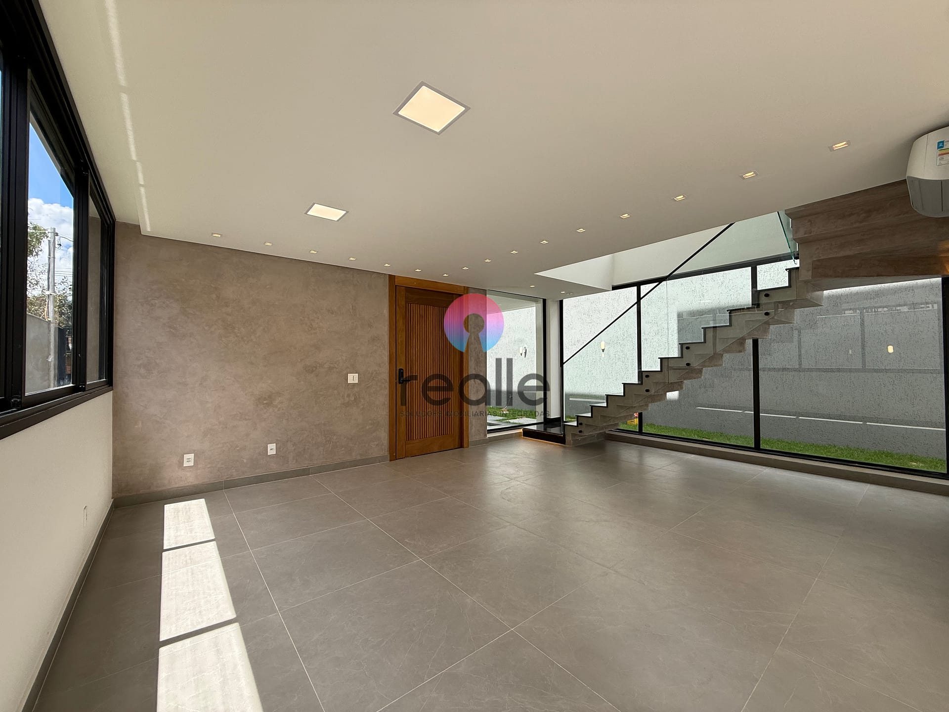 Casa, 4 quartos, 266 m² - Foto 3