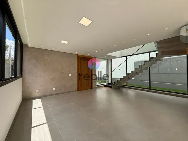 Casa com 360m² 4 quartos e 6 banheiros, à venda, no bairro Trevo em Belo Horizonte