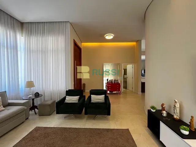 Casa com 600m² 3 quartos e 5 banheiros, à venda, no bairro Urbanova em São José dos Campos