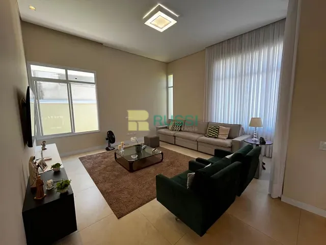 Casa com 600m² 3 quartos e 5 banheiros, à venda, no bairro Urbanova em São José dos Campos