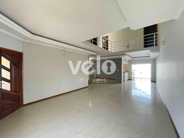 Casa 3 quartos e 3 banheiros, para alugar, no bairro Caminho Novo em Tremembé