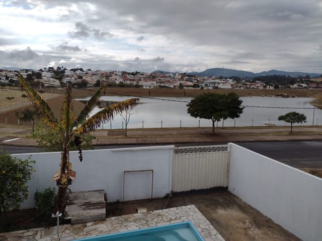 Casa com 420m² 3 quartos e 4 banheiros, à venda, no bairro Riviera de São João em São João da Boa Vista