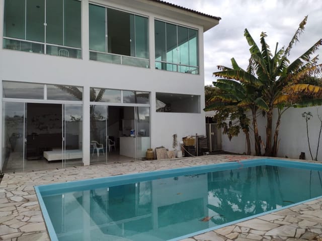 Casa com 420m² 3 quartos e 4 banheiros, à venda, no bairro Riviera de São João em São João da Boa Vista